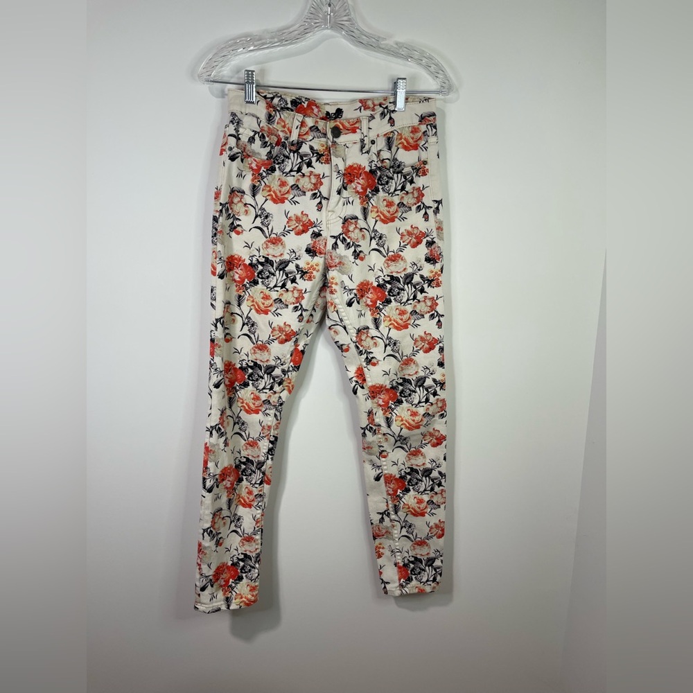 BDG‎ Floral angle high rise twig pant.